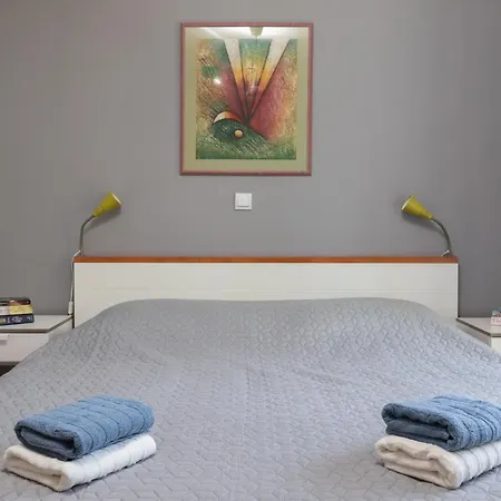 Front Apartment